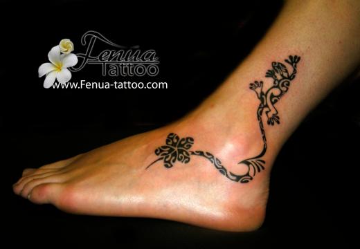 tatoo pied cheville femme