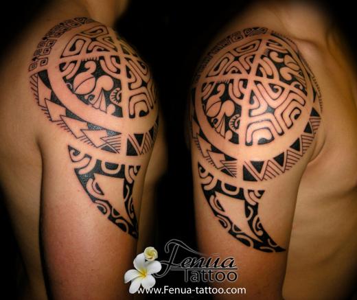 tatoo polynésien épaule