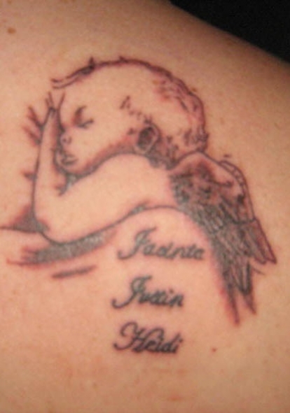 tatouage ange bebe