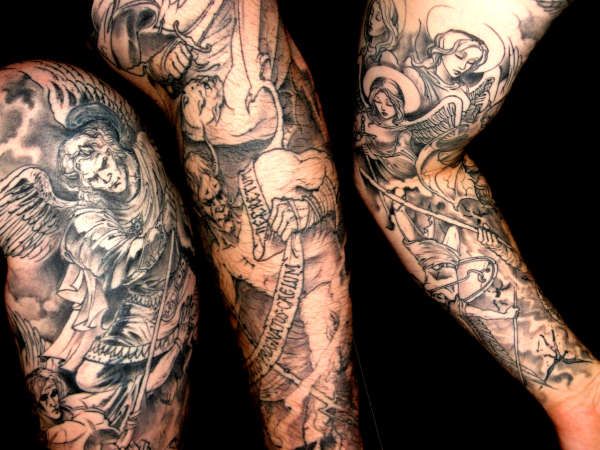 tatouage ange bras complet