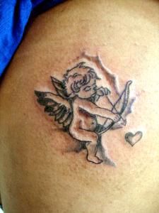 tatouage ange discret