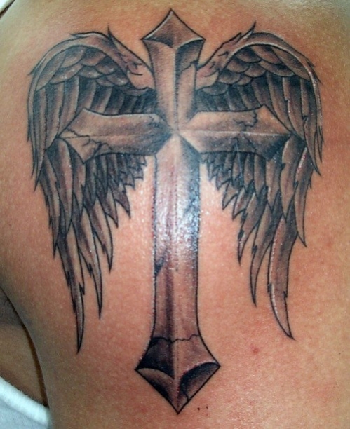 tatouage ange et croix