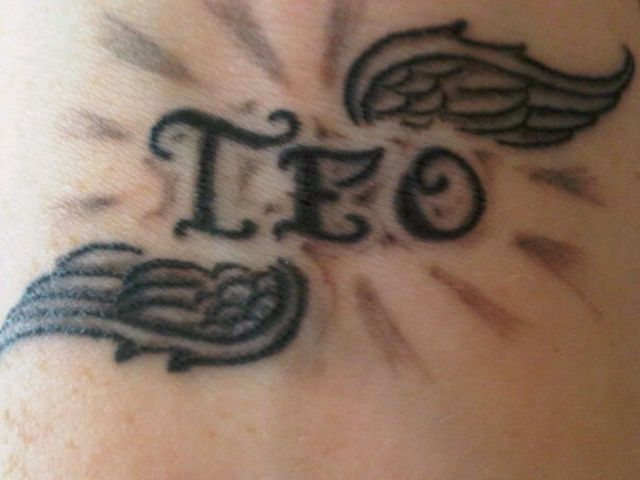 tatouage ange et prenom