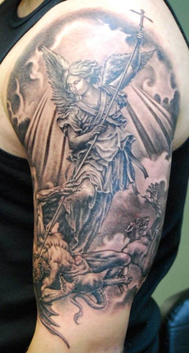 tatouage ange gabriel