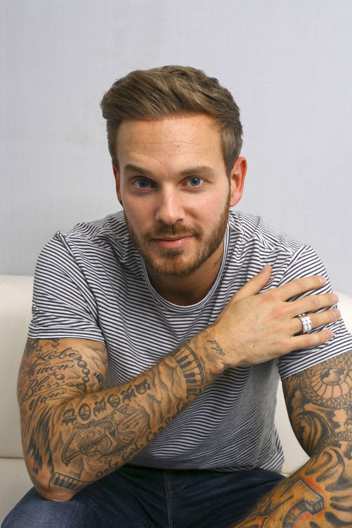 Tatouage ange matt pokora