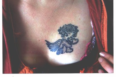 tatouage ange mignon