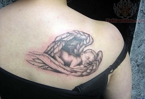 tatouage ange omoplate