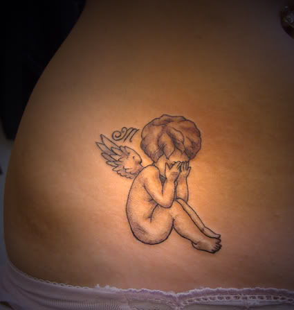 tatouage ange omoplate