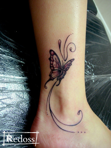 tatouage ange papillon