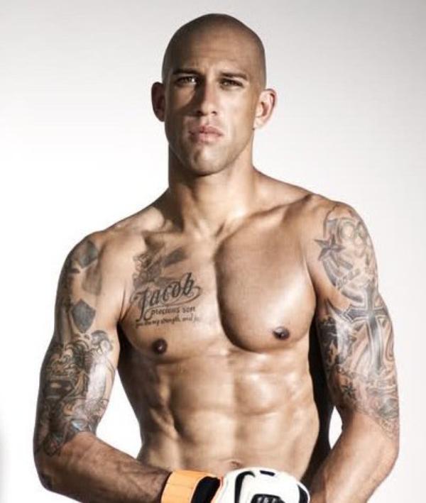 tatouage ange pectoraux