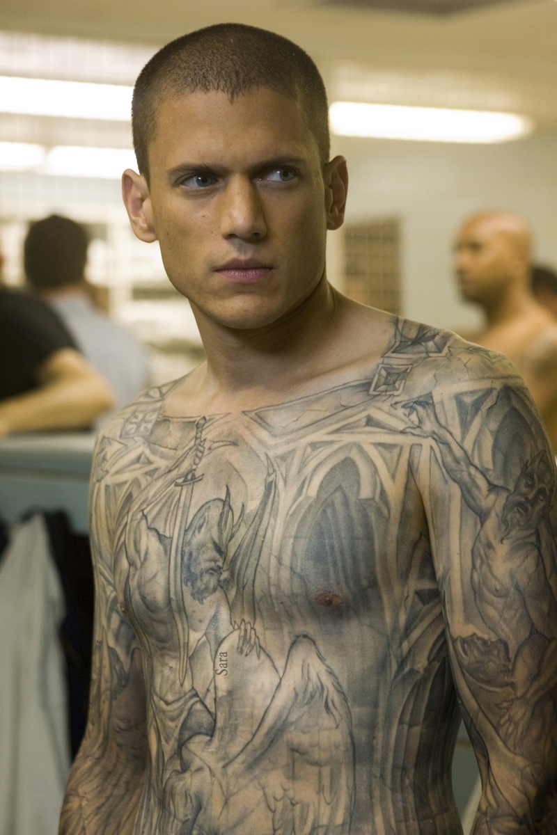 tatouage ange pectoraux
