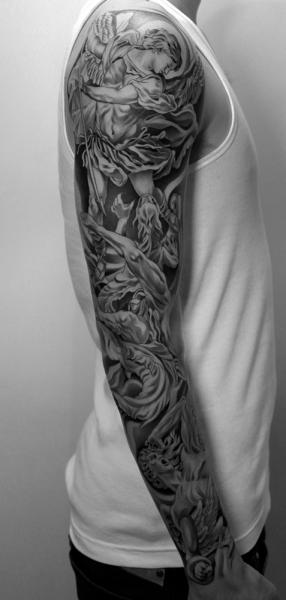 tatouage ange religieux
