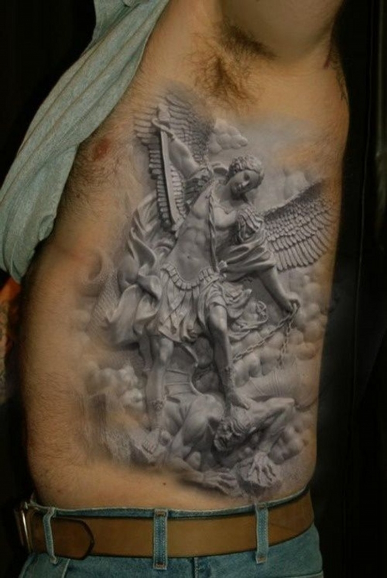 tatouage ange sur un nuage