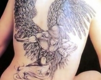 tatouage ange triste