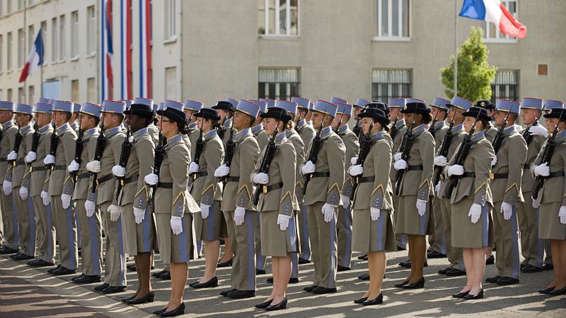tatouage avant bras armée de terre