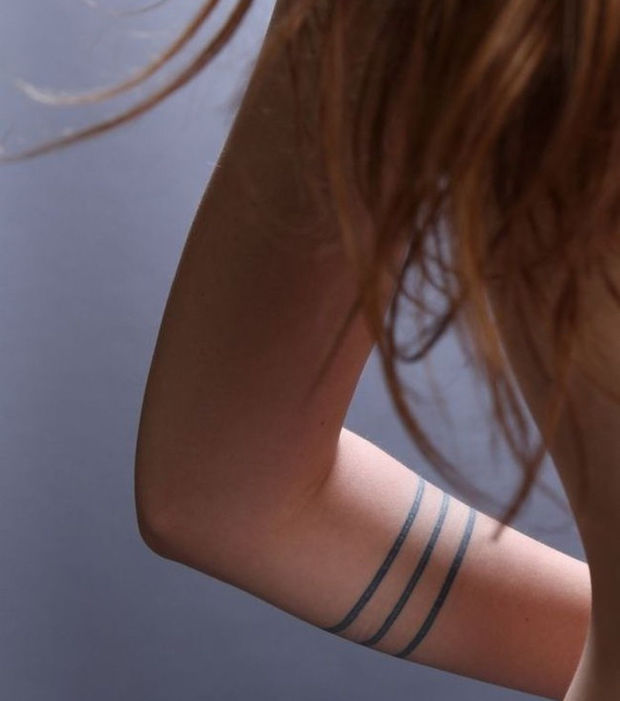 tatouage avant bras bande