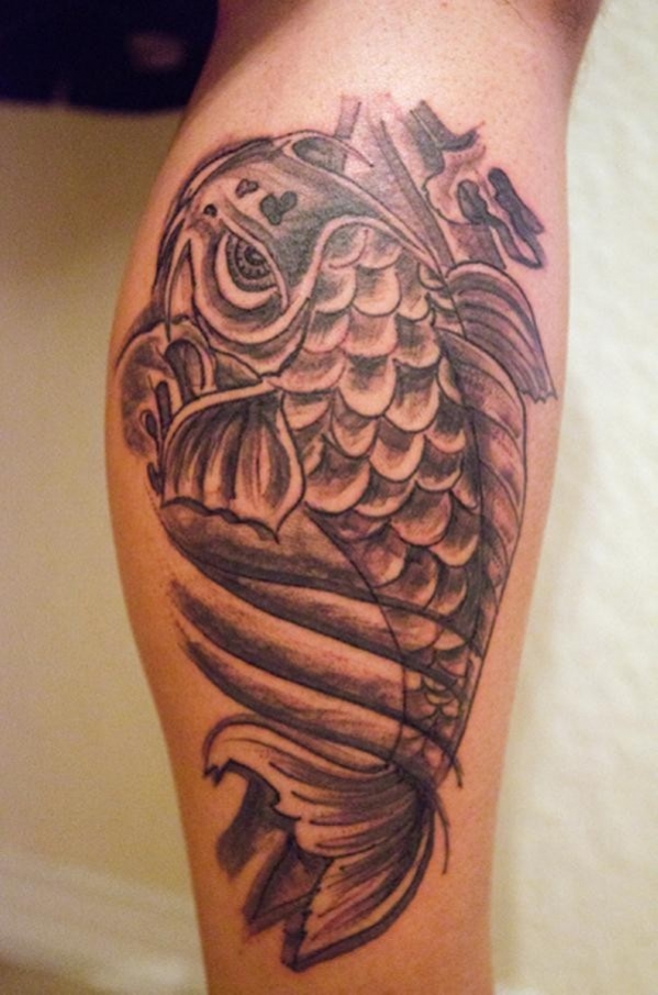tatouage avant bras carpe koi