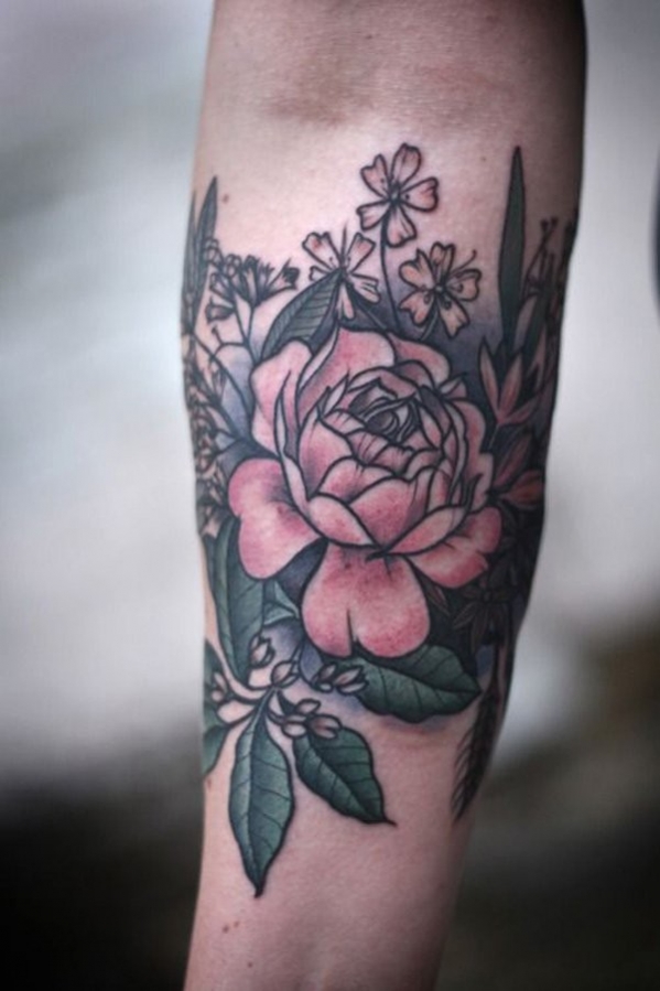 tatouage avant bras fleur
