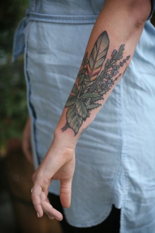 tatouage avant bras fleur