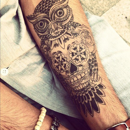 tatouage avant bras indien