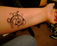 tatouage avant bras intérieur femme