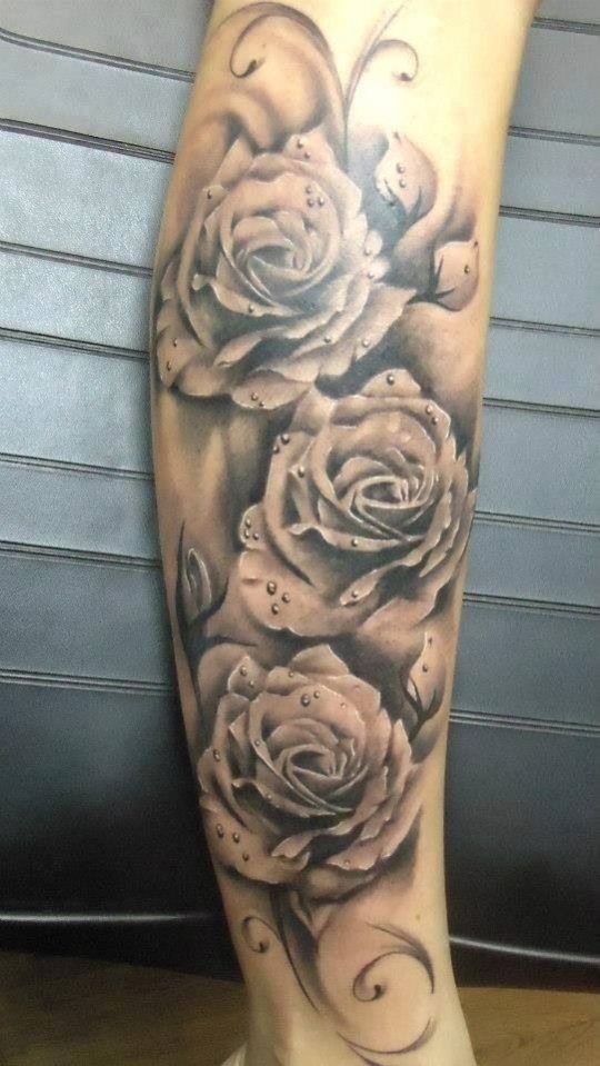 tatouage avant bras rose