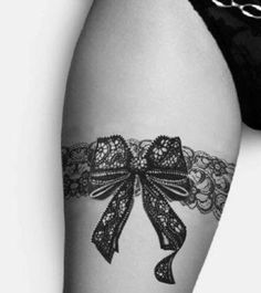 tatouage avec un noeud
