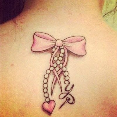 tatouage avec un noeud