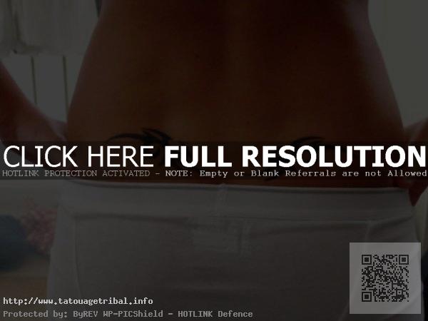 tatouage bas du dos