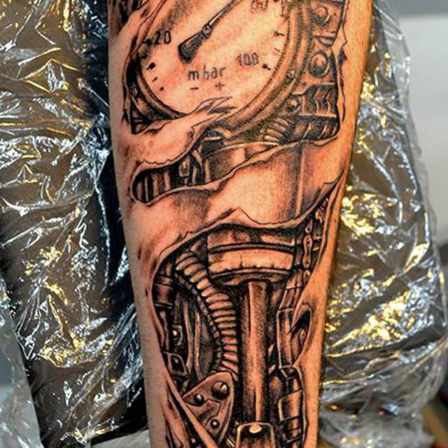 tatouage biomecanique belgique