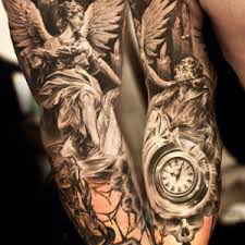 tatouage biomecanique coude
