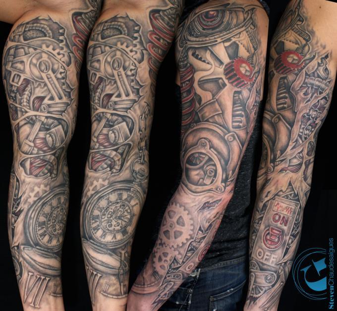 tatouage biomecanique futuriste