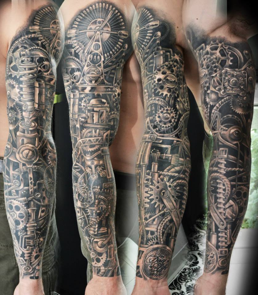 tatouage biomecanique petit