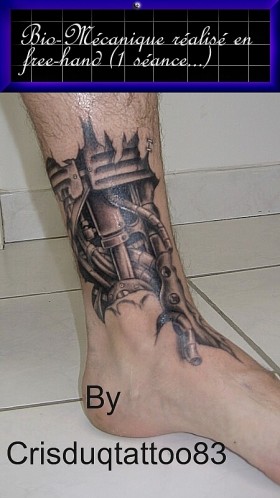 tatouage biomecanique tibia