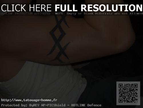 tatouage bracelet homme tribal