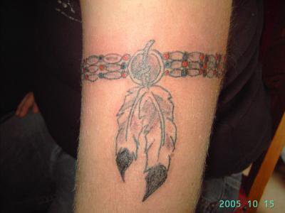 tatouage bracelet indien bras