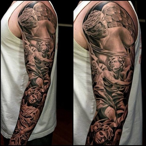 tatouage bras complet homme