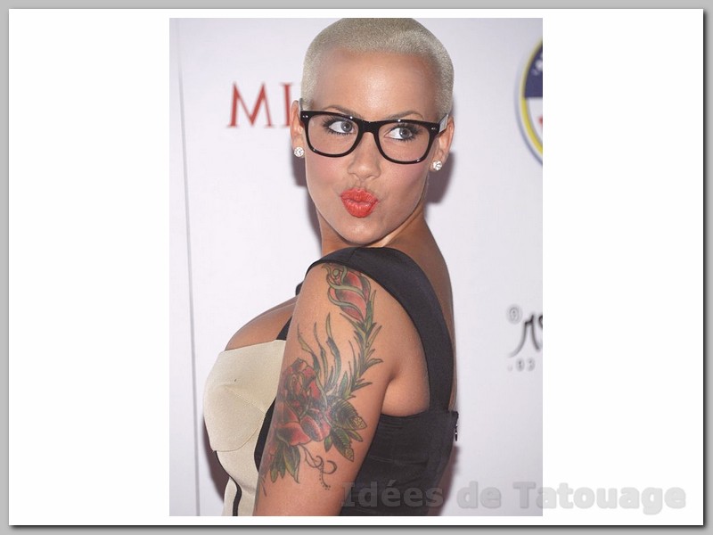 tatouage bras femme old school