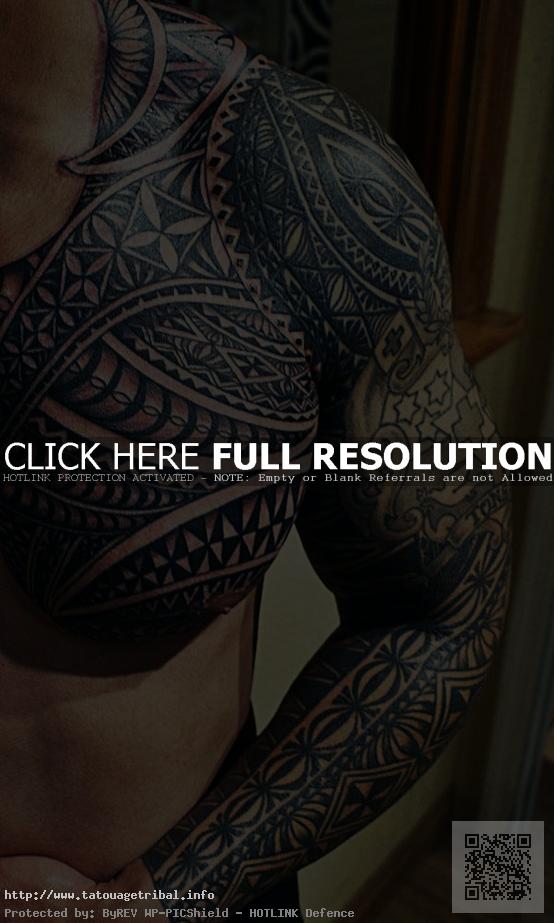tatouage bras pectoraux tribal