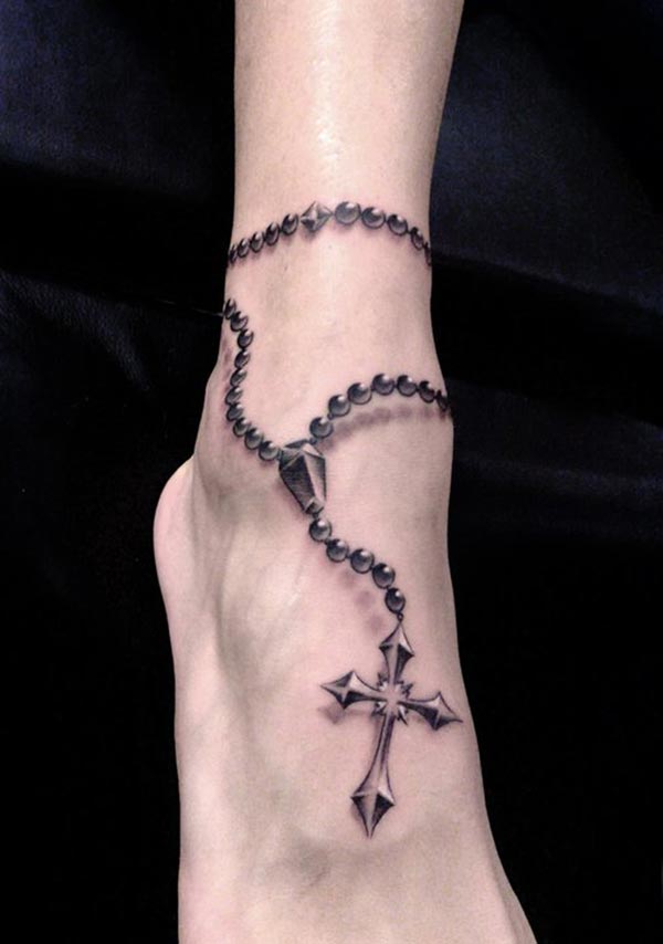 tatouage cheville chapelet