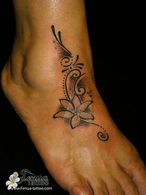 tatouage cheville pied