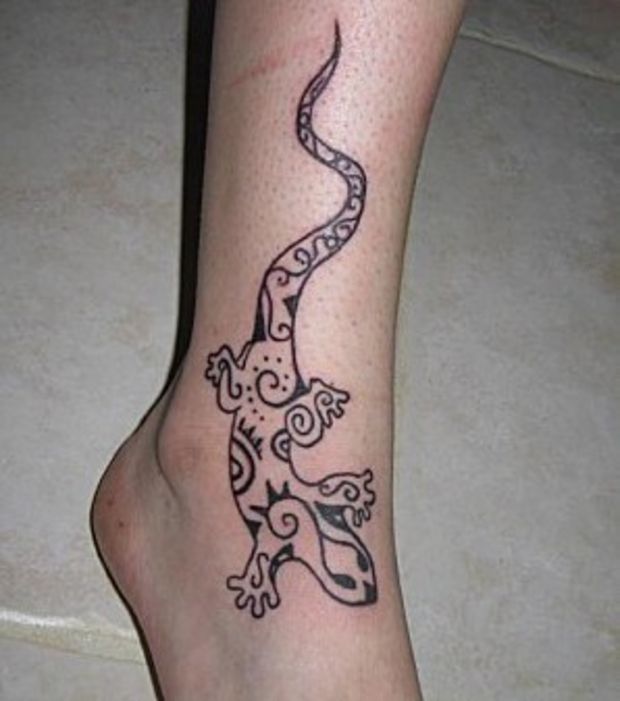 tatouage cheville pour homme