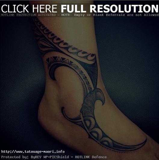 tatouage cheville tribal femme