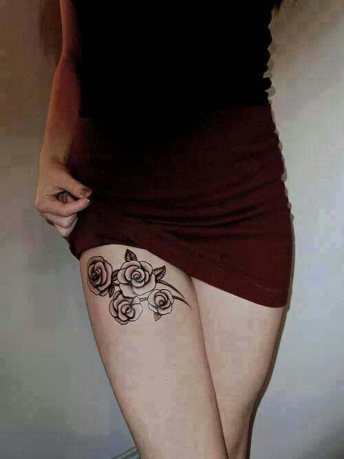 tatouage discret cuisse