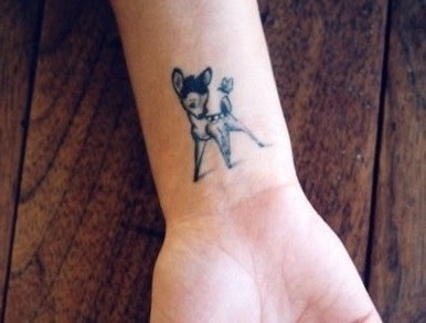 tatouage discret disney