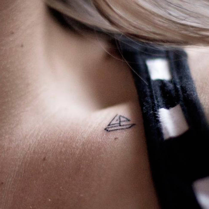 tatouage discret et jolie