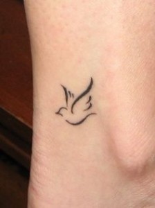 tatouage discret et jolie