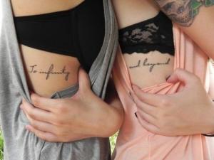 tatouage discret femme cote