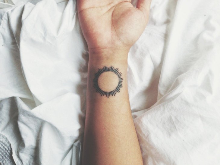 tatouage discret mais visible