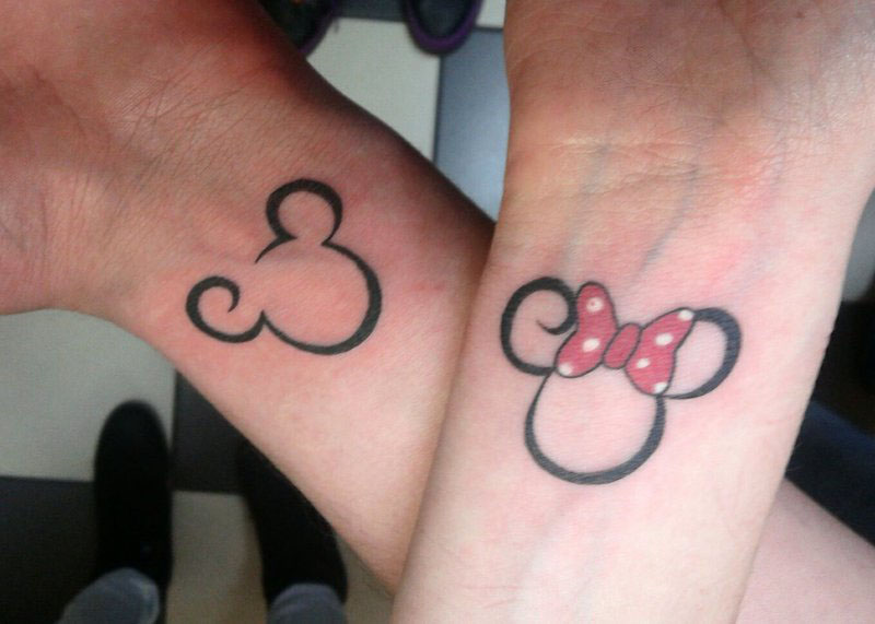 Tatouage discret pour couple